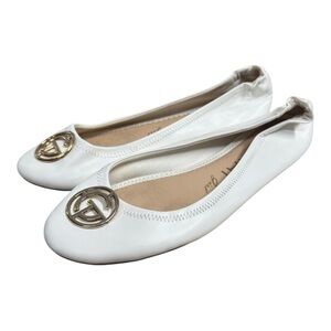Tahari White Flats with Gold Accent